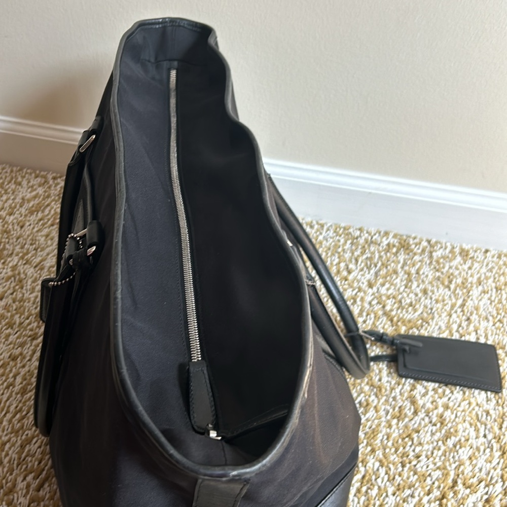 Coach - Picture 12 of 14